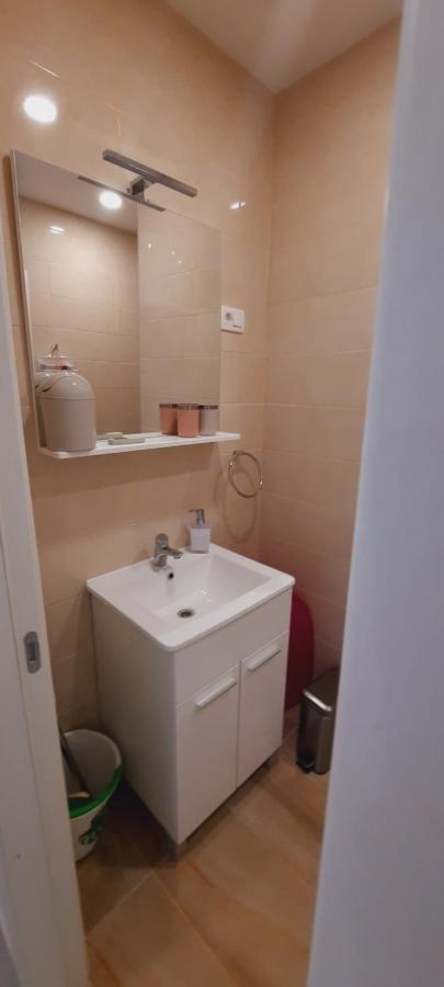 Apartment Suho Komiza